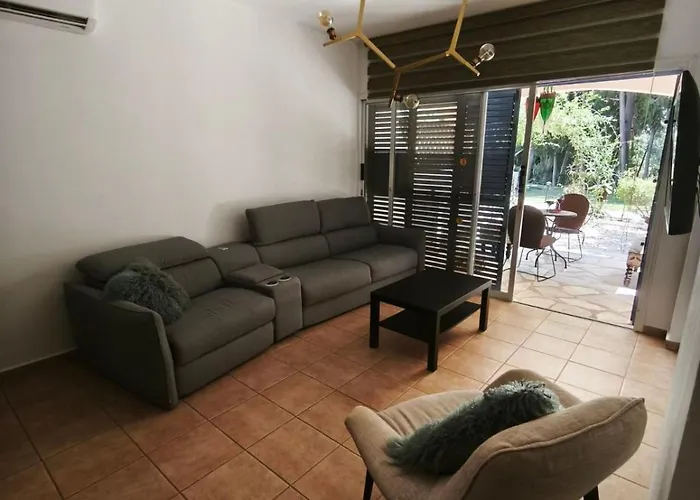 Paradise Gardens Luxury Oasis Apartamento *